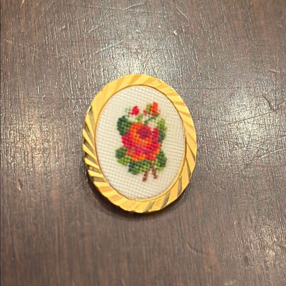 Rose Crosstitch Floral Brooch - Picture 1 of 3